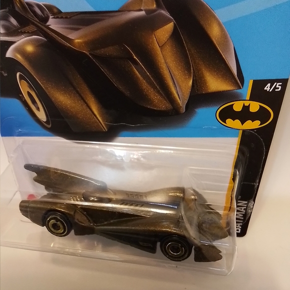 Hot Wheels car - Picture 2 of 3